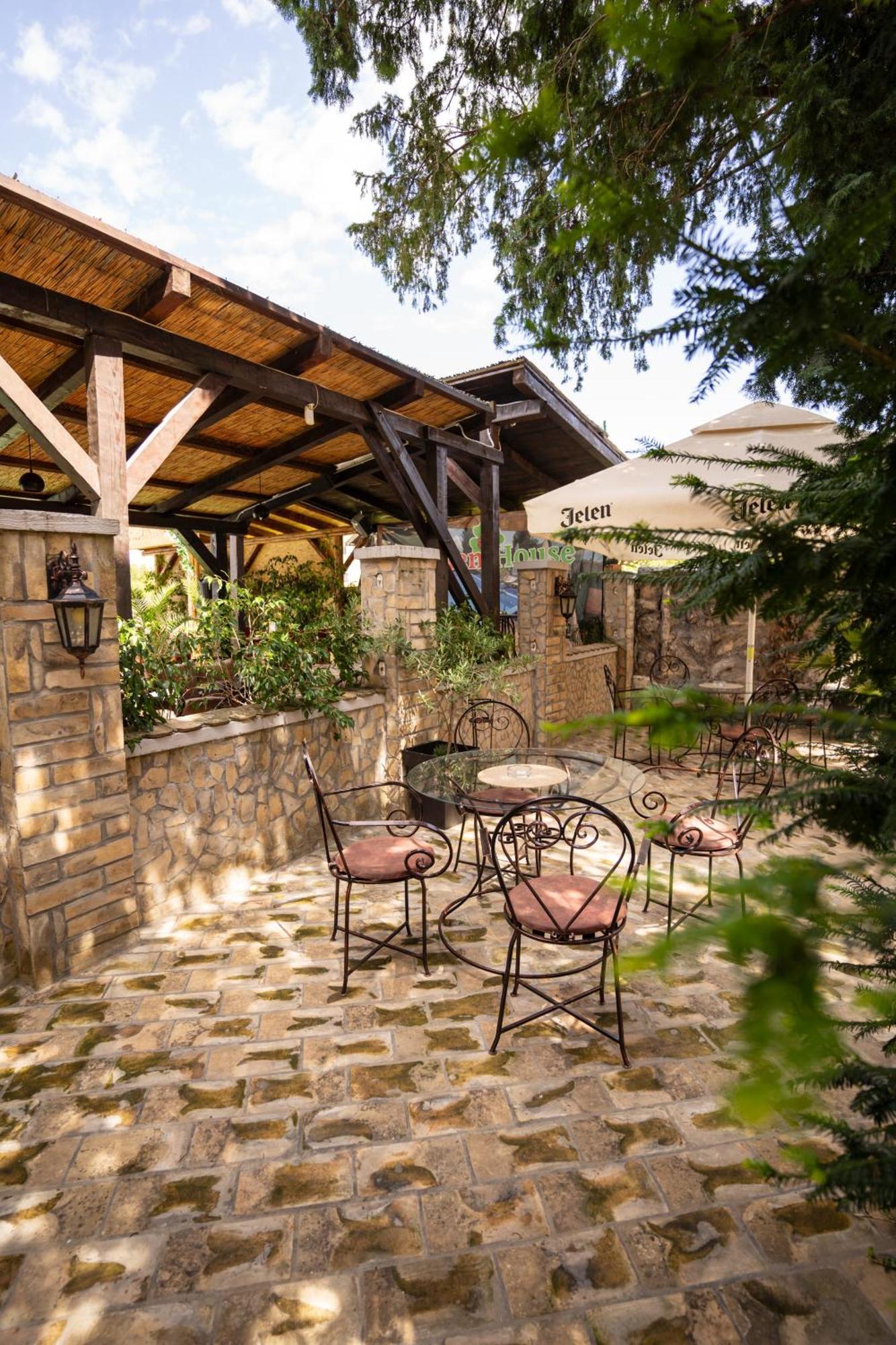 Bed and Breakfast Garden House Apatin Zewnętrze zdjęcie