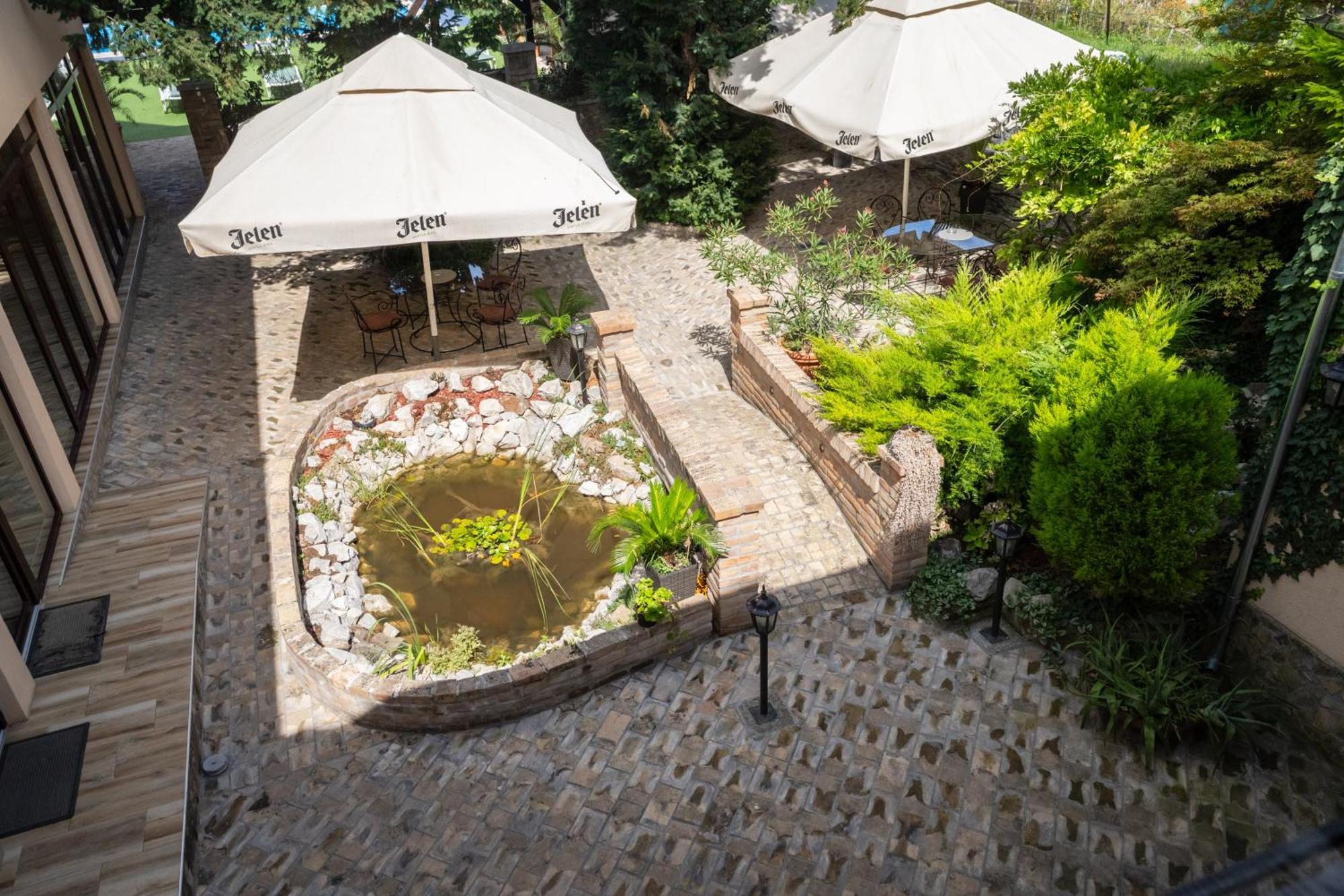 Bed and Breakfast Garden House Apatin Zewnętrze zdjęcie